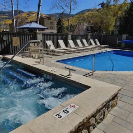 Best Location In The Heart Of Lions Head, Ski Lockers, Jacuzzi And Pool فيل المظهر الخارجي الصورة