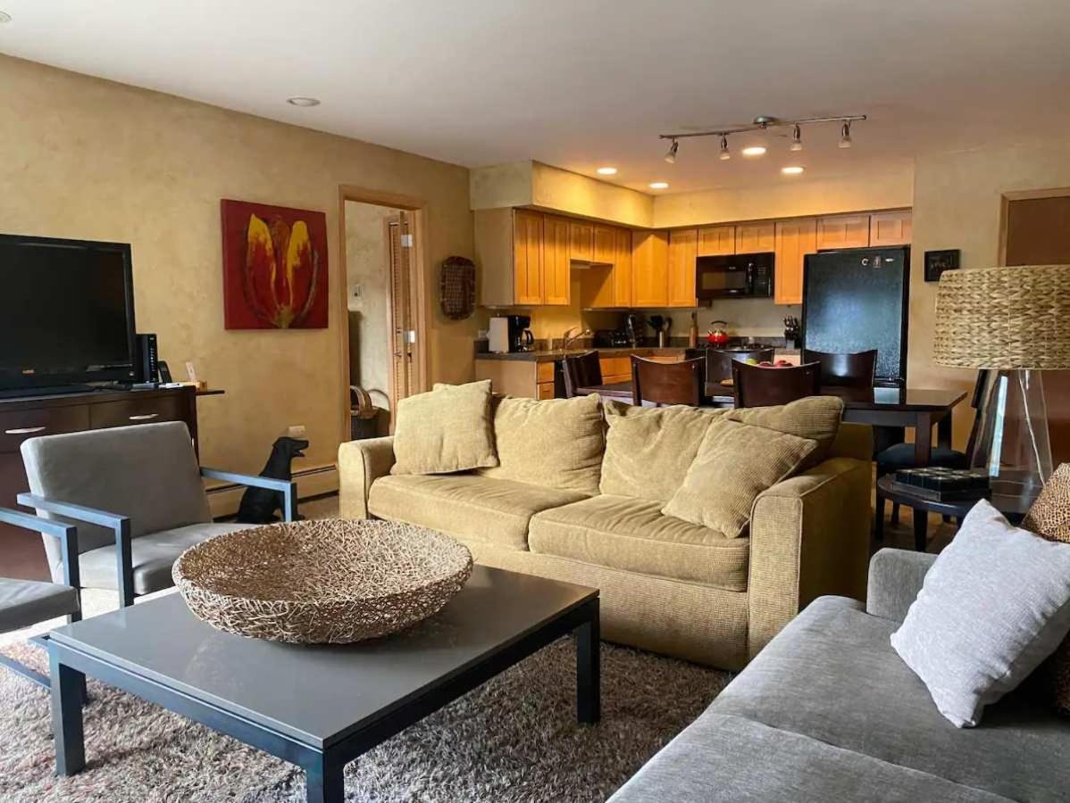 Best Location In The Heart Of Lions Head, Ski Lockers, Jacuzzi And Pool فيل المظهر الخارجي الصورة