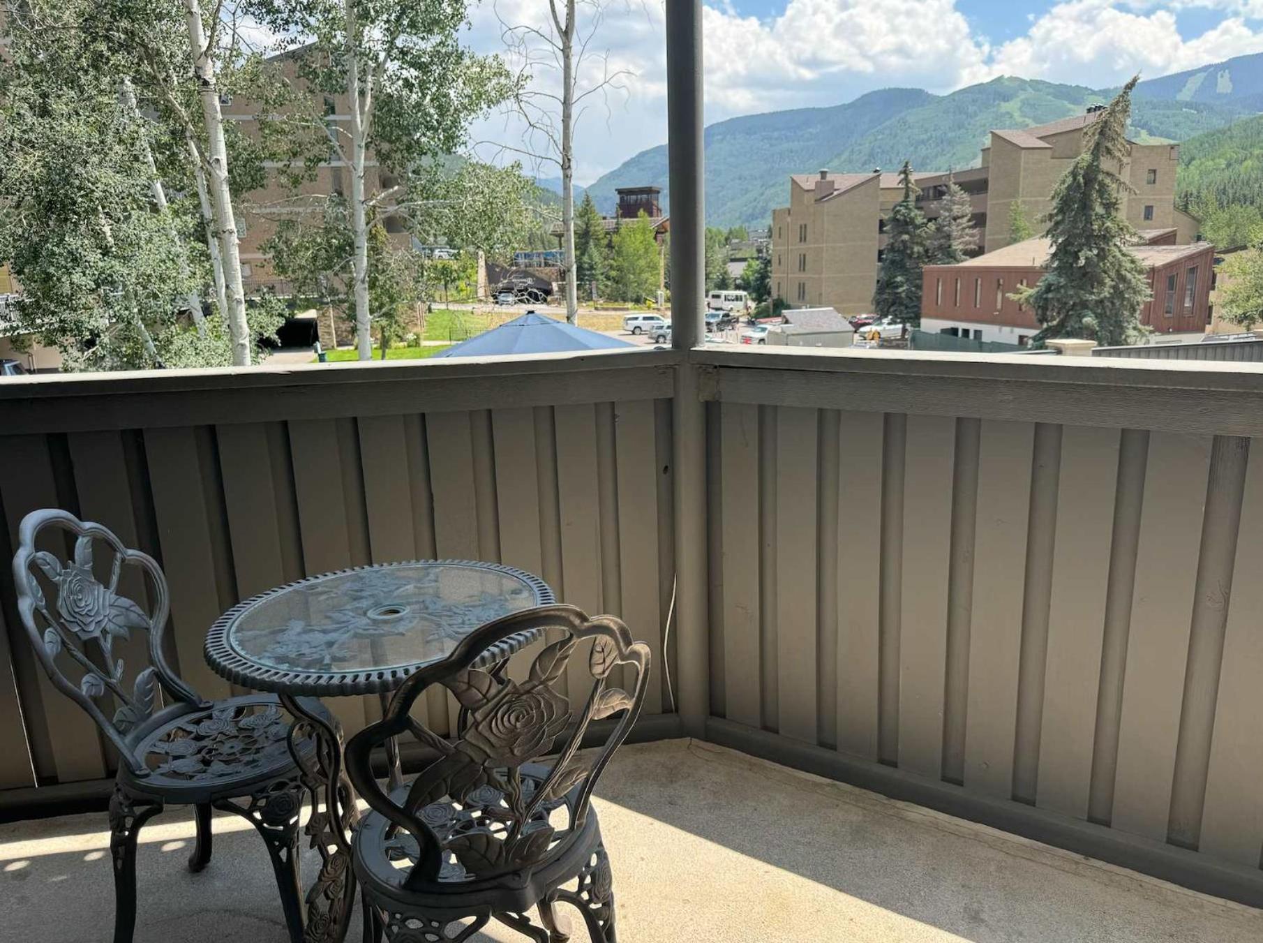Best Location In The Heart Of Lions Head, Ski Lockers, Jacuzzi And Pool فيل المظهر الخارجي الصورة