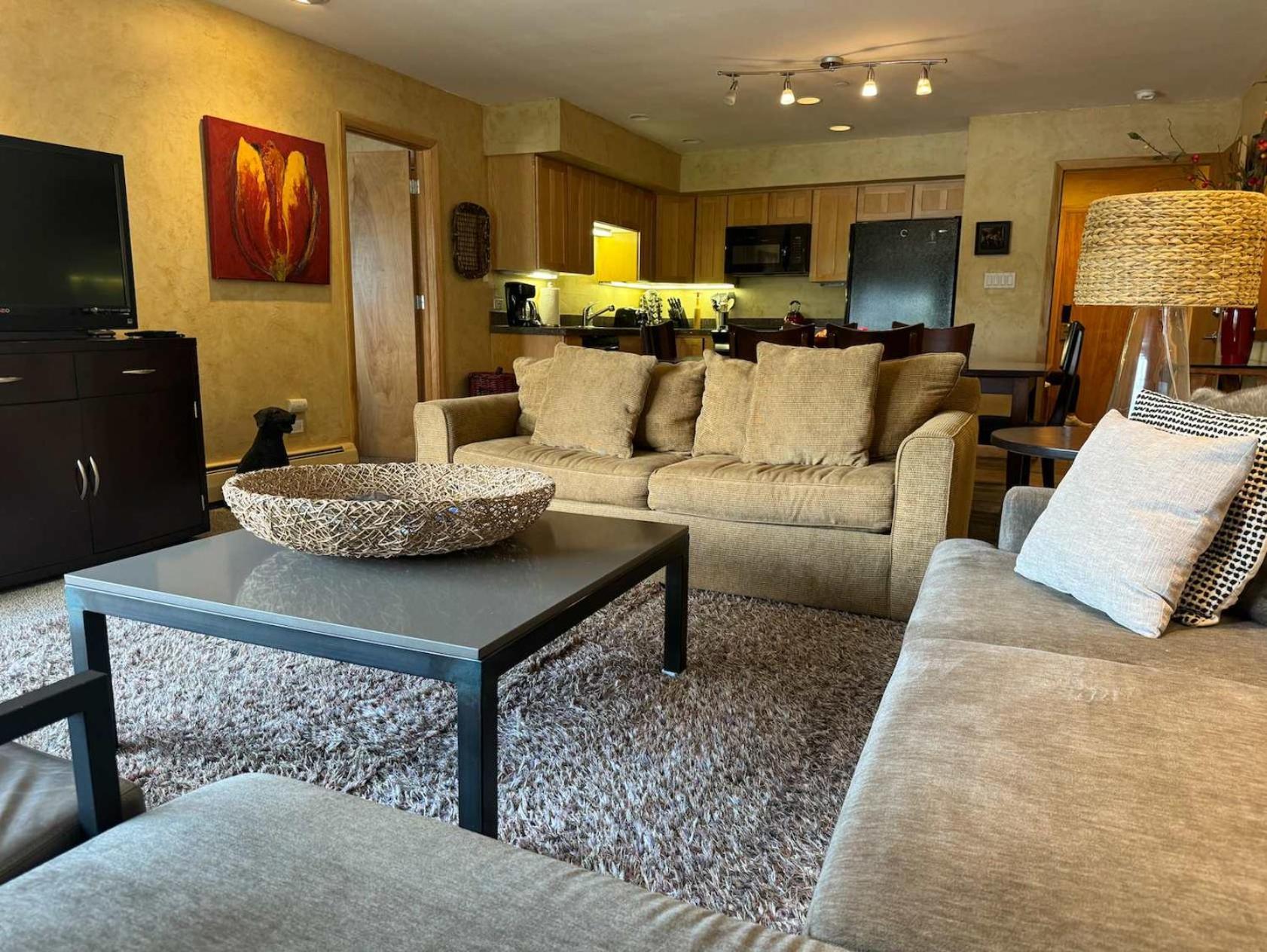 Best Location In The Heart Of Lions Head, Ski Lockers, Jacuzzi And Pool فيل المظهر الخارجي الصورة